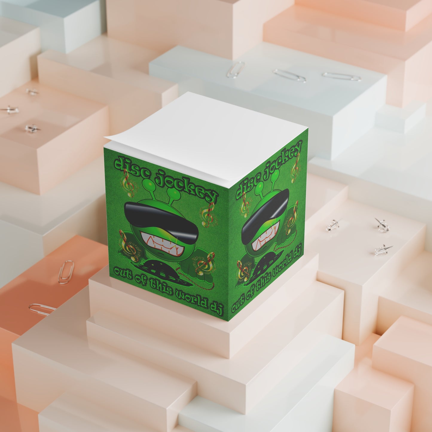 disc jockey - note cube (green turf)